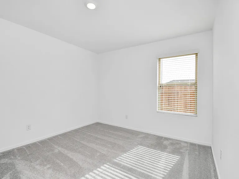 1615 Windrose Bnd — Photo 29