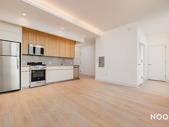 2nd image of 393 Weirfield St #904