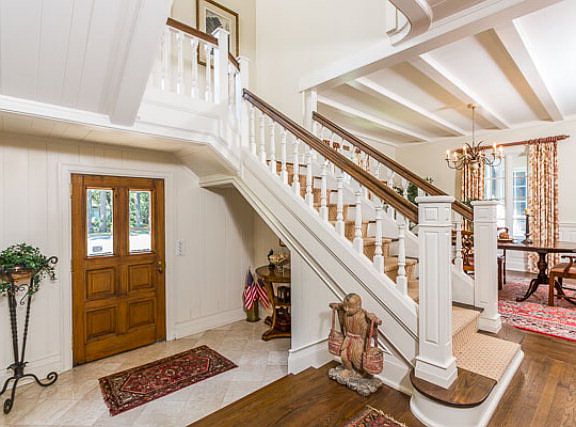 3rd image of 2206 Sea Island Dr