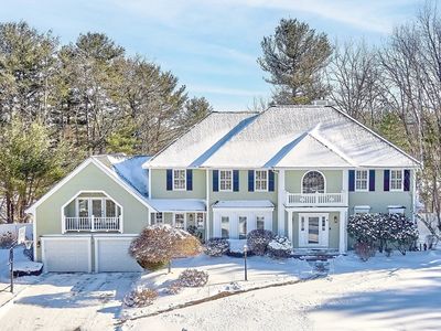 10 Shadow Ln, Andover, MA, 01810