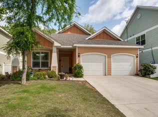 10013 Concord Dr, Aubrey, TX 76227
