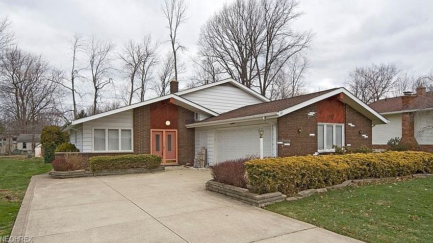 1st image of 7037 W Jefferson Dr