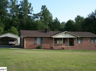 573 Red Hill Rd, Pickens, SC 29671
