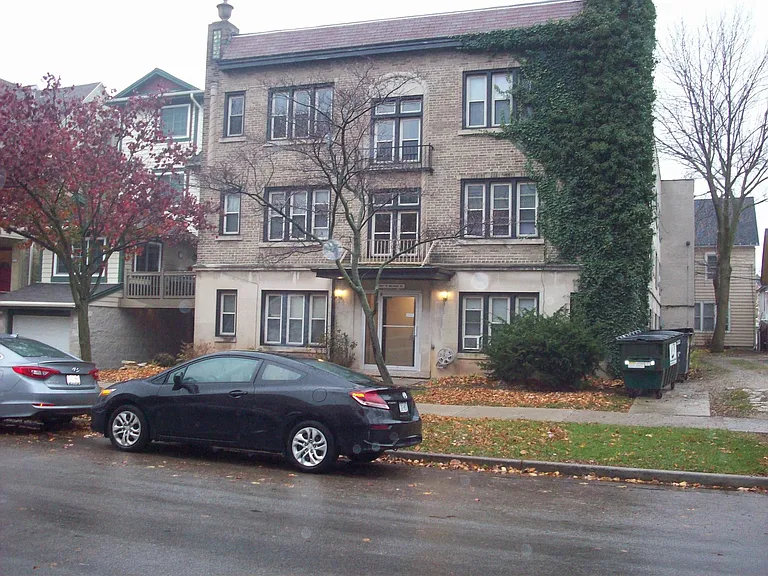 1527 Marshall — Photo 51