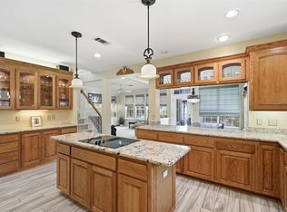 4113 Williams Ct, Grapevine, TX 76051