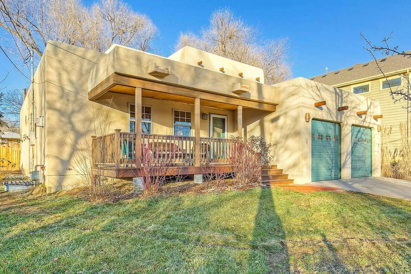 3 bed, 3319 sqft, $2,995 — Photo 1