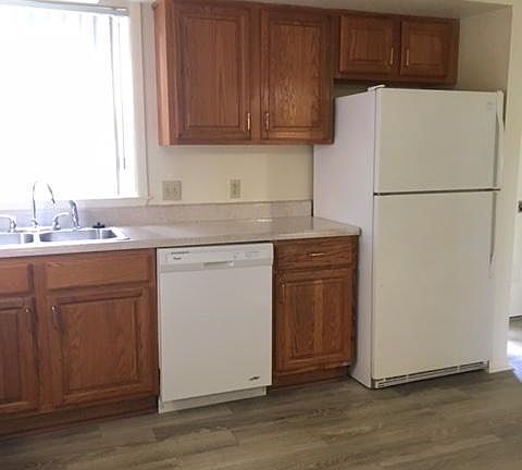 4th image of 8202 Oconner Cres #8202
