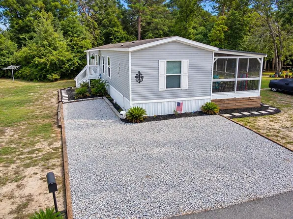1300 Toucan Dr., North Myrtle Beach, SC 29582