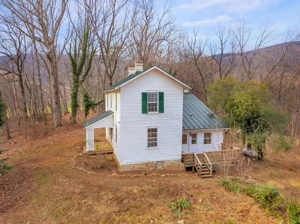 2005 Upper Stony Run, Greenwood, VA 22943