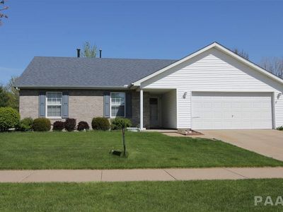 6226 N Frostwood Pkwy, Peoria, IL, 61615
