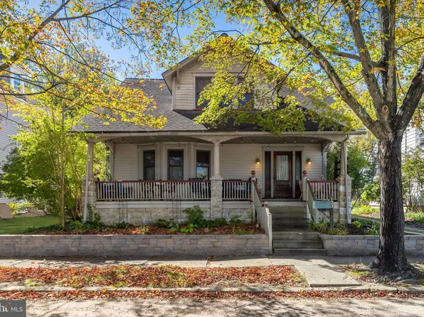 122 East Ave, Swedesboro, NJ 08085
