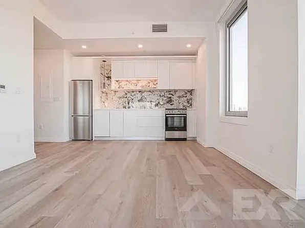 957 Atlantic Avenue image 1 of 12