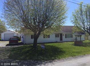 11864 Weaver Rd, Orrstown, PA 17244