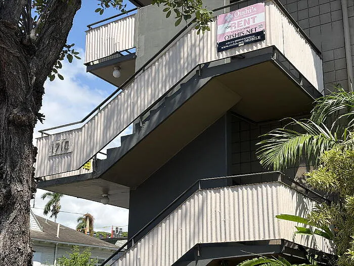 2 bed, 1.0 bath, $1,895 — Photo 1