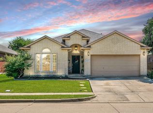 6528 Alexandra Meadows Dr, Fort Worth, TX 76131