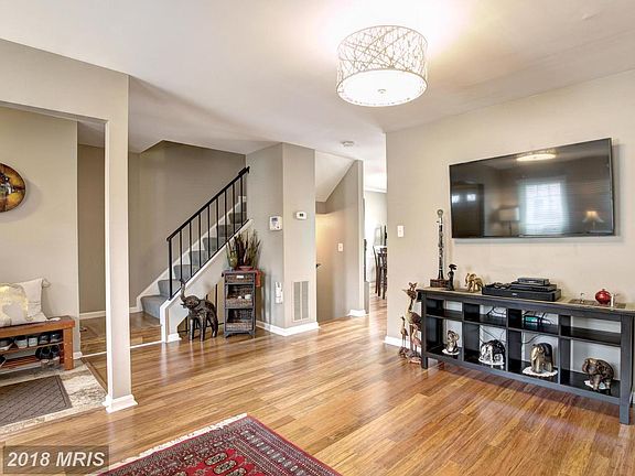 4th image of 5453 New London Park Dr
