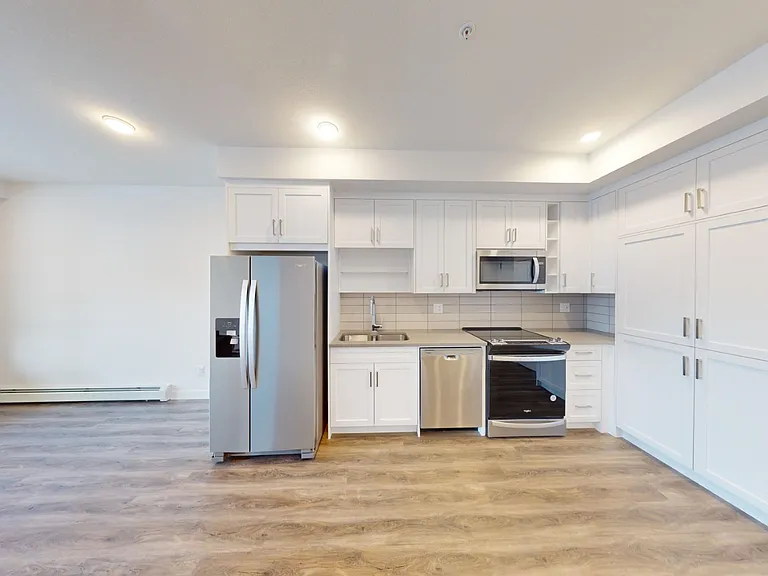 3932 University Ave NW #528 — Photo 4