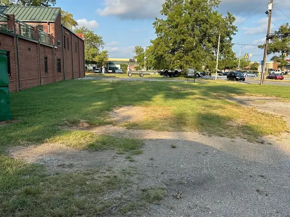 727 Quintard Ave #1, Anniston, AL 36201