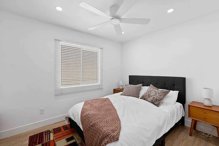 54510 Avenida Madero #1 — Photo 7