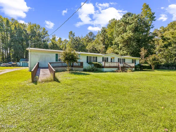 360 Hoff Road, Belhaven, NC 27810