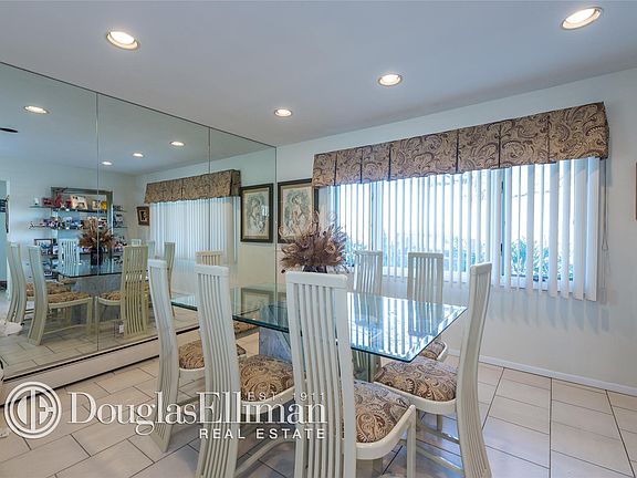 5th image of 3798 Greentree Dr