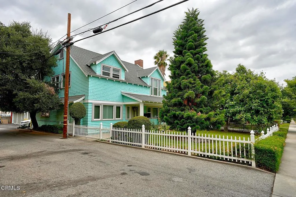 Building Photo - 30 S Eastern Ave #B