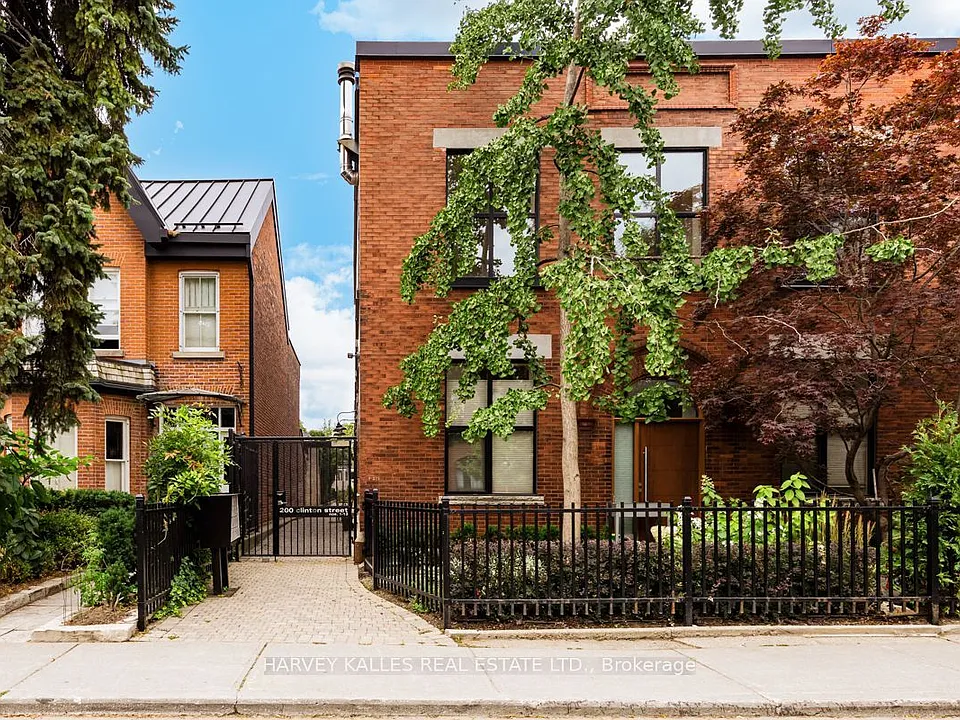 200 Clinton St #7