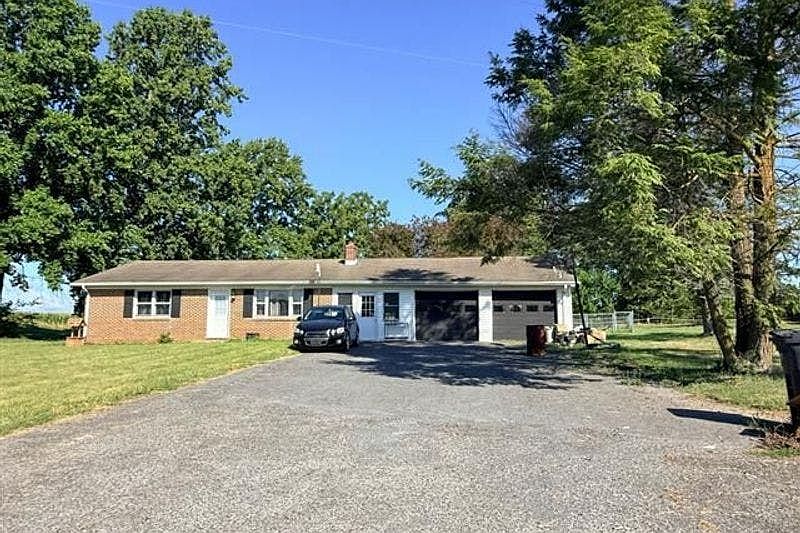 1st image of 3589 Guilford Spring Rd