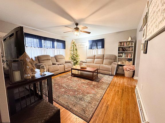 2nd image of 115 Liberty Ave