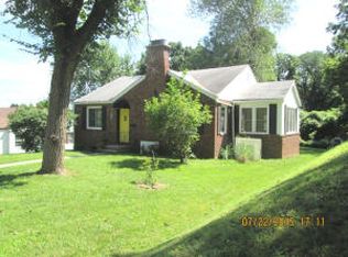 1306 6th St, Boonville, MO 65233