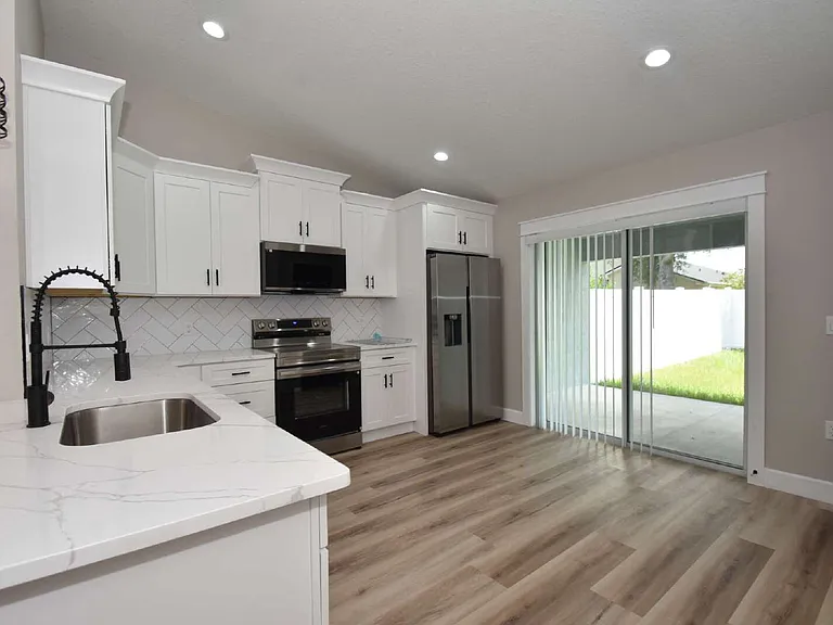 55 Louisiana Dr #B — Photo 15