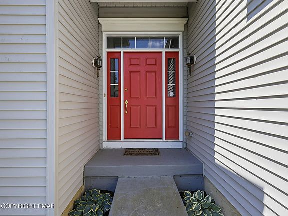 4th image of 3111 Pine Valley Way