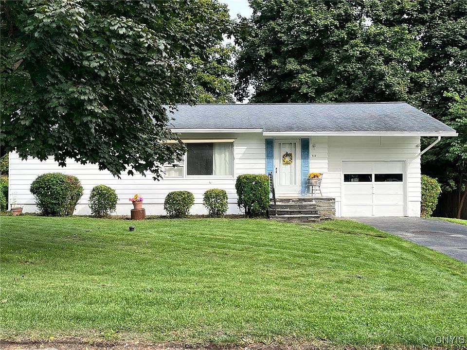 1st image of 213 Marian Dr