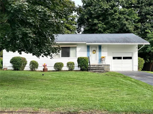 213 Marian Dr, Syracuse, NY 13219