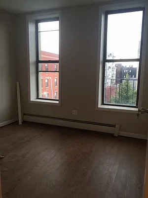 Rented by Tran Real Estate Inc. | media 25