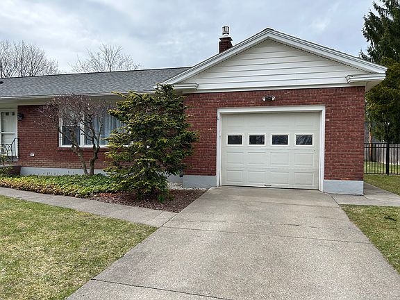 2nd image of 22 Benton Dr