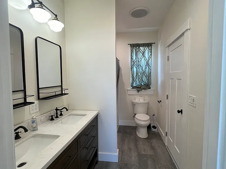 24703 Territorial Hwy — Photo 4