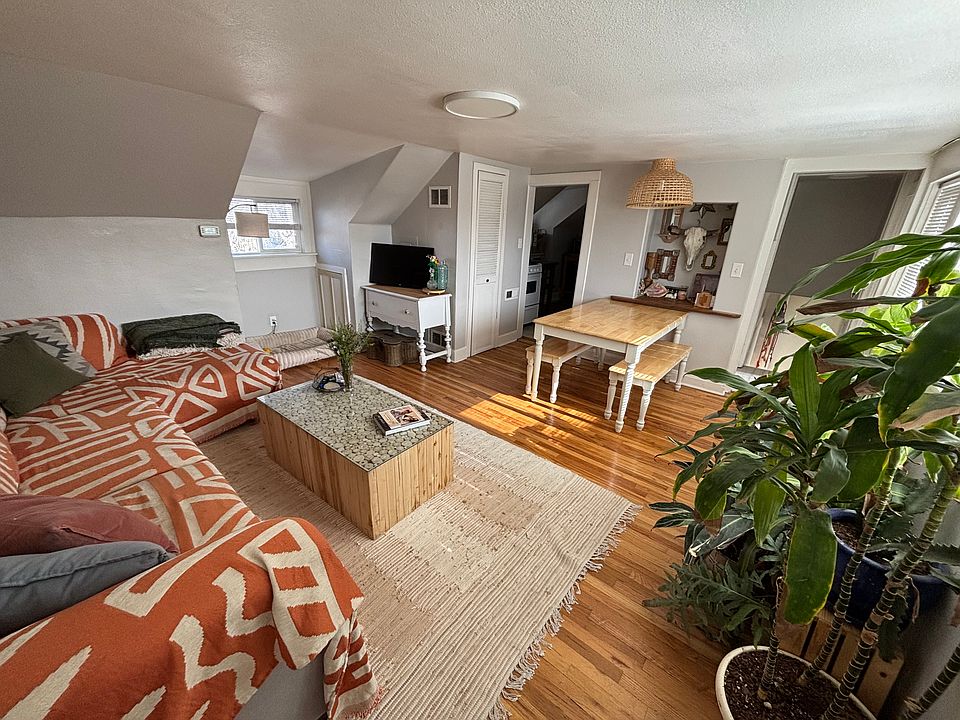 1st image of 4450 Lowell Blvd