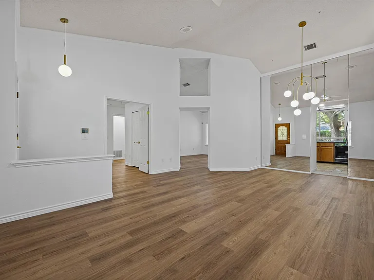 8417 Cornerwood Dr — Photo 9