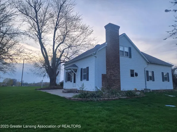 611 E Columbia Rd, Mason, MI 48854