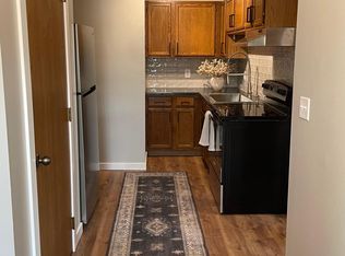 1739 W 5th St APT 4, Winona, MN 55987