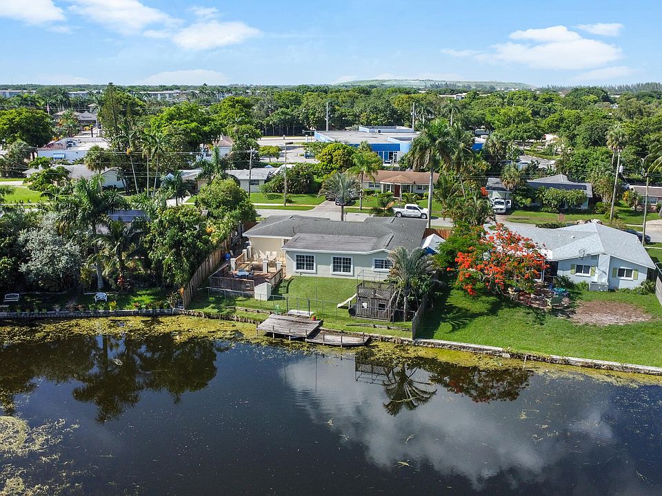 1st image of 3840 NW 11th Street