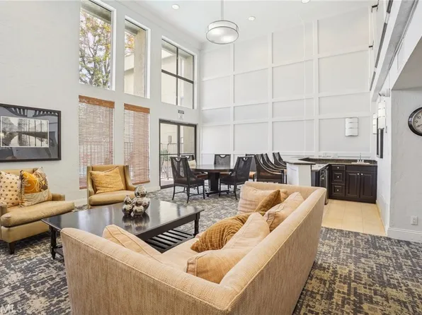 5009 Woodman Ave APT 112, Sherman Oaks, CA 91423