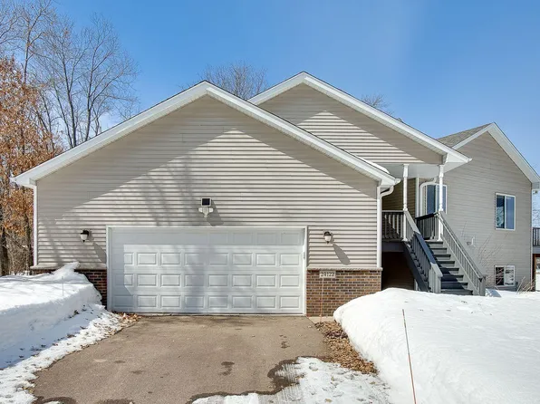 24122 Fawn Ct NE, Stacy, MN 55079