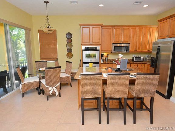 4th image of 136 Ocean Bay Dr #136