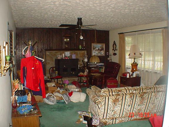 5th image of 1112 Spruce Ct