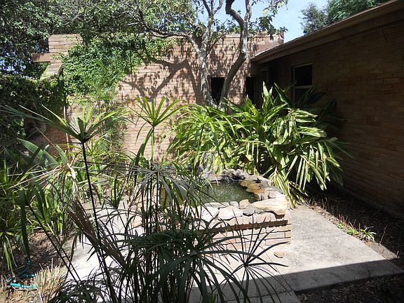 2nd image of 1500 Tulip Ave