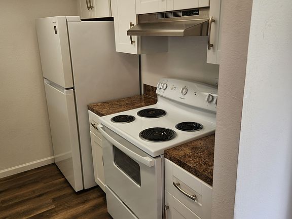 3rd image of 214 Mashell Ave S #21