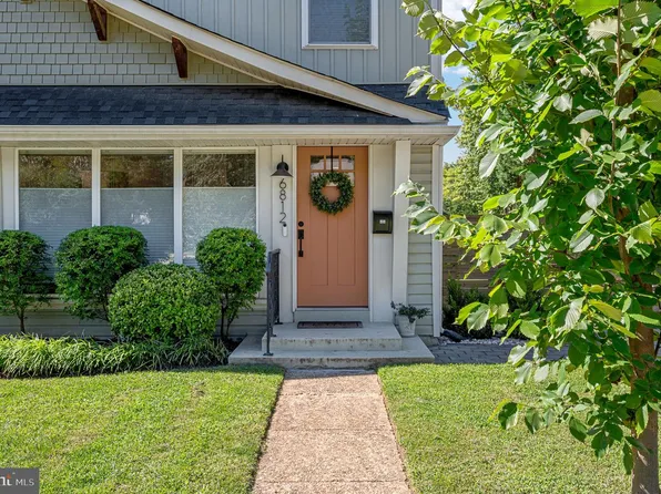 6812 Quander Rd, Alexandria, VA 22307