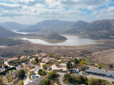 3381 Vista De La Cresta, Escondido, CA, 92029